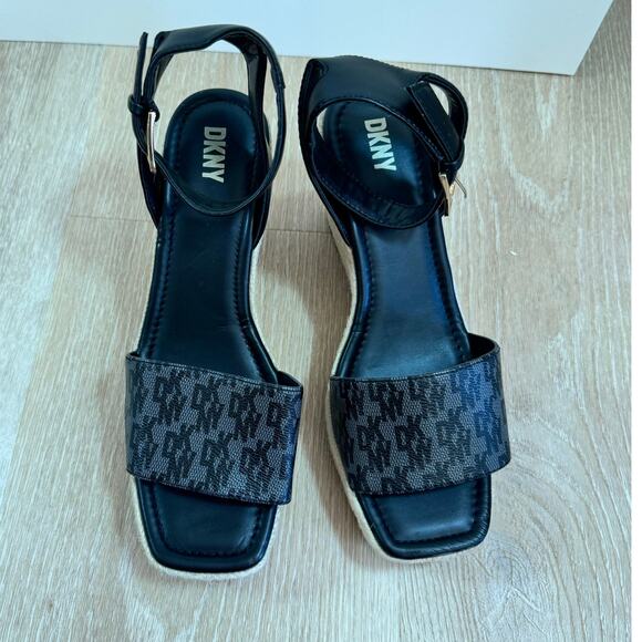 DKNY  Calima Ankle Strap Espadrille Wedges - Size 9.5 - Picture 1 of 6